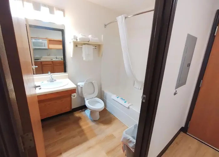 Woodspring Suites Asheville - Biltmore West