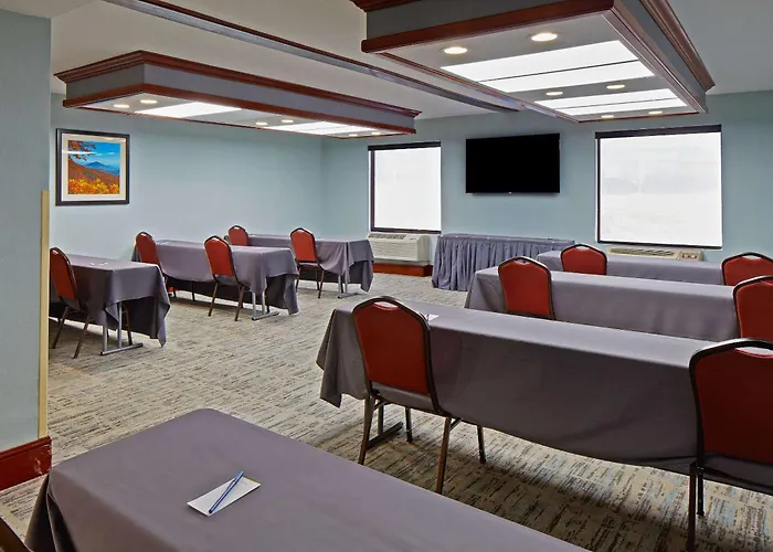 Comfort Suites Outlet Center Asheville